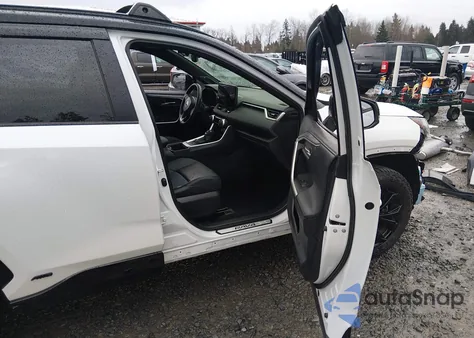 2024 Toyota Rav4 Hybrid Xse z USA, uszkodzony, nr VIN JTME6RFV6RD556864